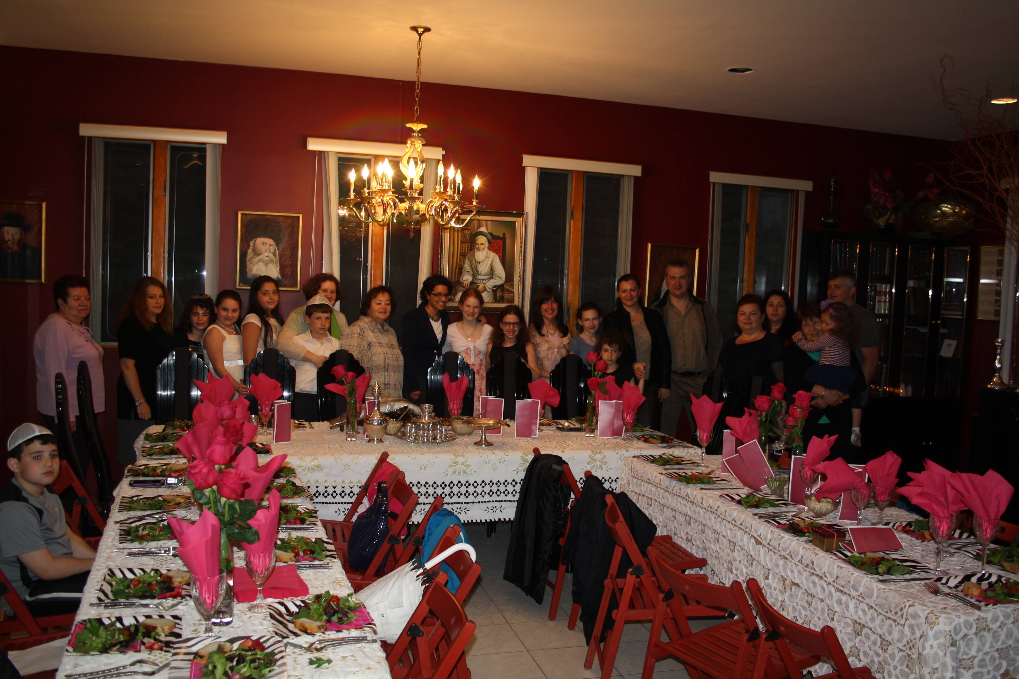 Girls participating in a Bat Mitzvah Club Shabbat experience